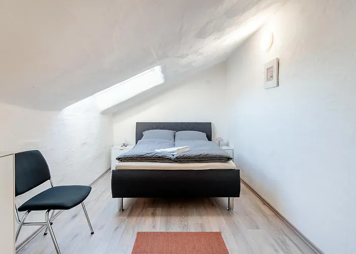 Seestern Mit Rundbogenfenster Am Badesee Tannenhausen Apartamento