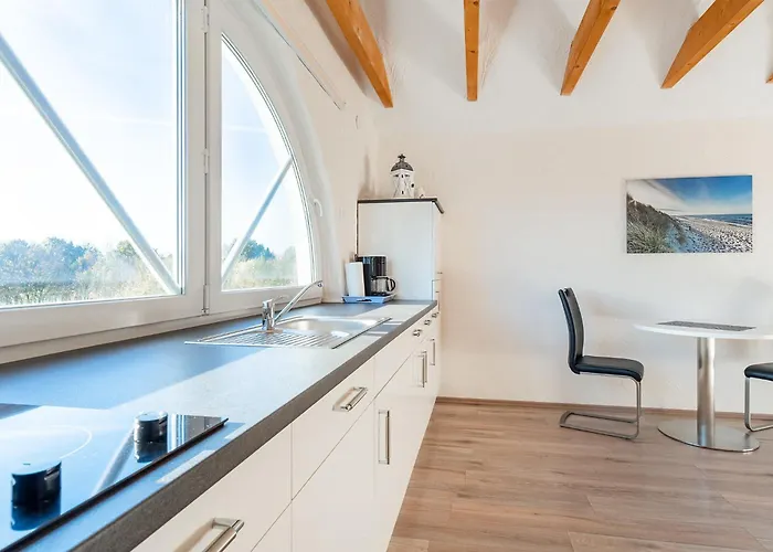 Seestern Mit Rundbogenfenster Am Badesee Tannenhausen Apartamento Aurich