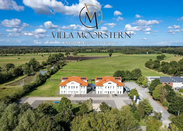 Seestern Mit Rundbogenfenster Am Badesee Tannenhausen * Aurich